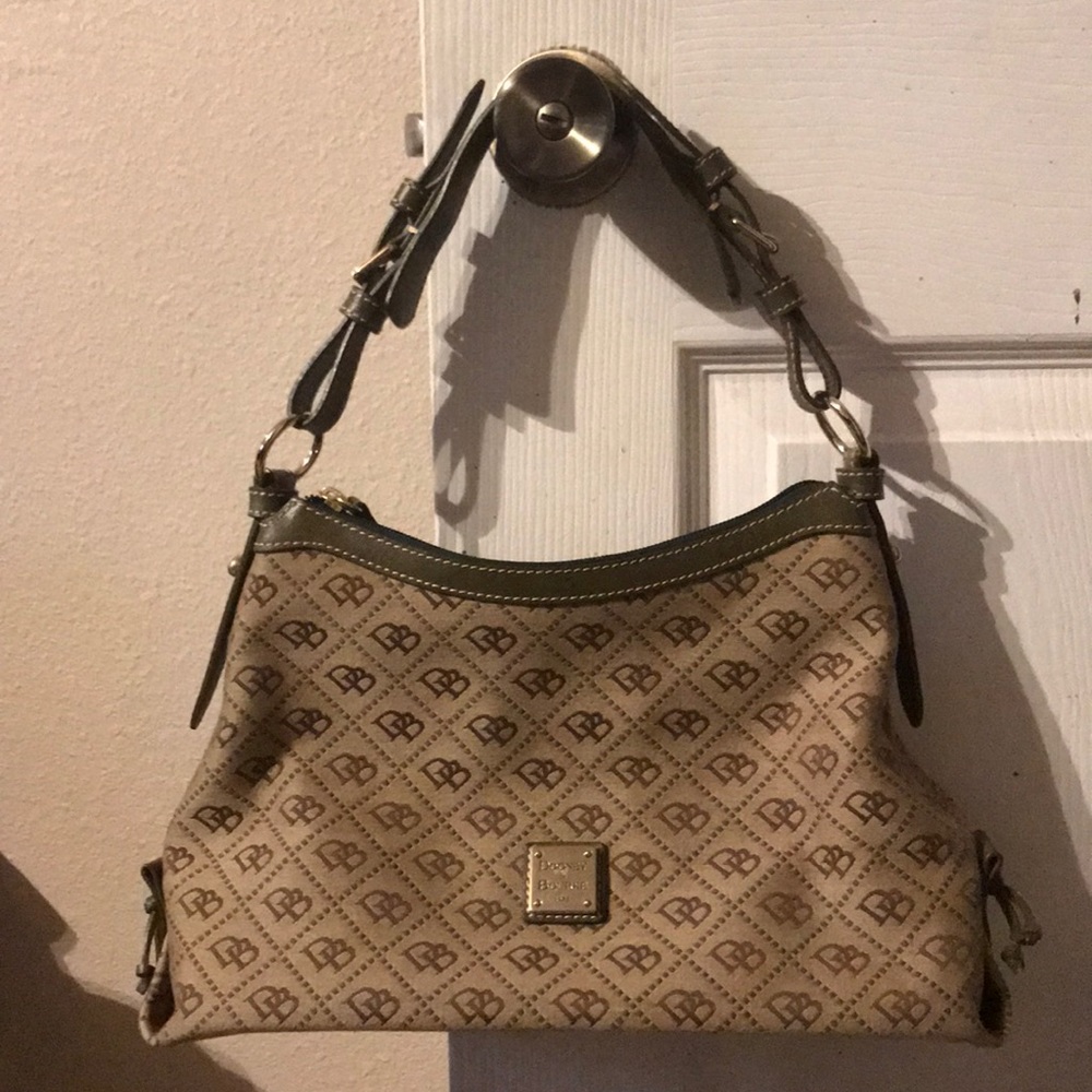 Dooney & Bourke